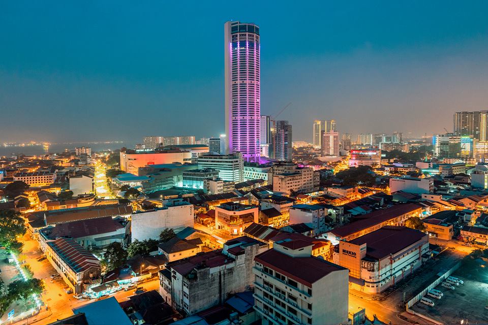 Yang Zhen Siang Night view of Komtar.